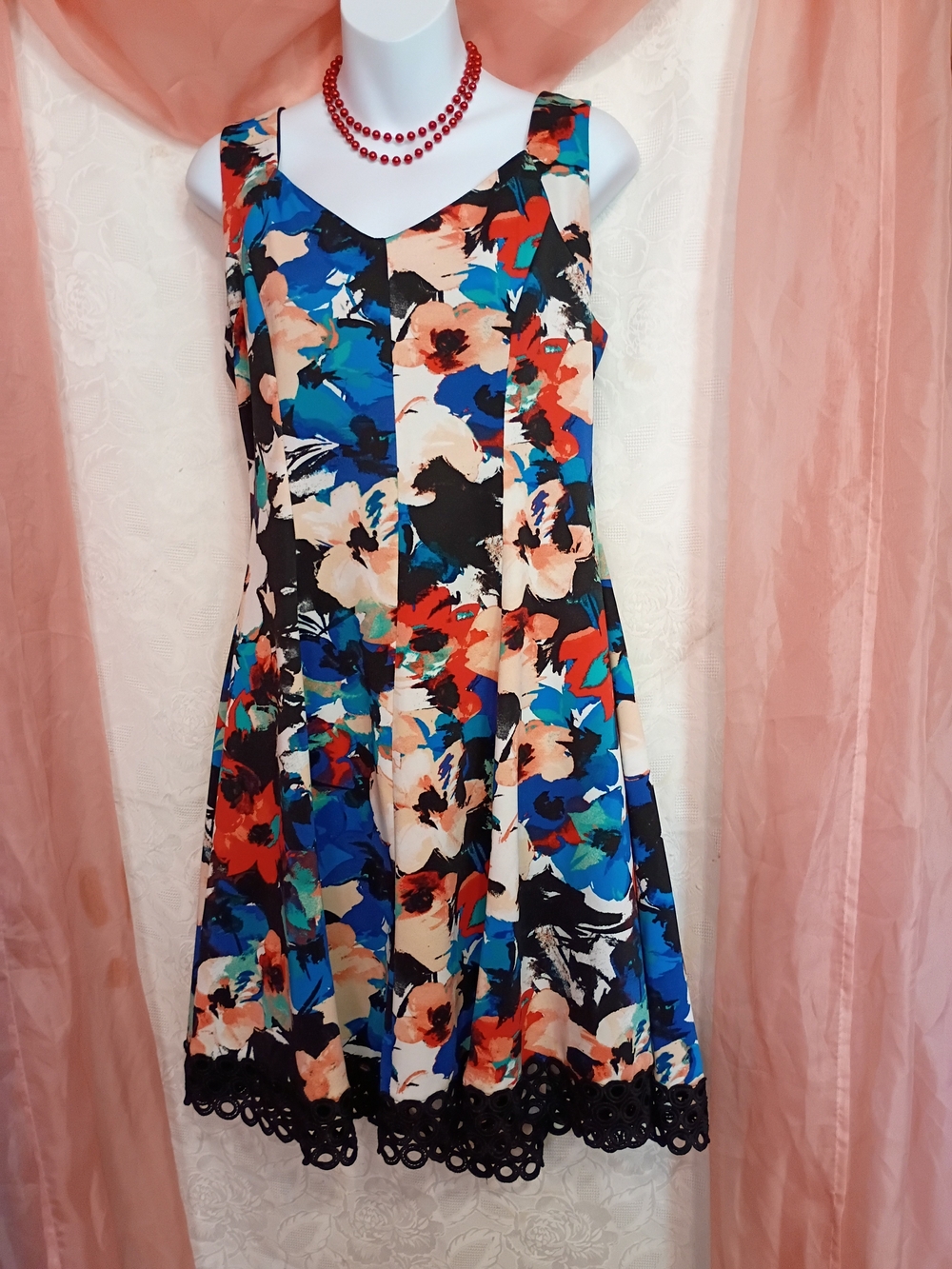 🛍️ BUNDLE ONLY🛍️Donna Ricco Floral V-Neck Swing Dress in Blue, Coral & Black